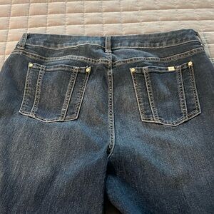 Jennifer Lopez Curvy Bootcut Jeans 16S